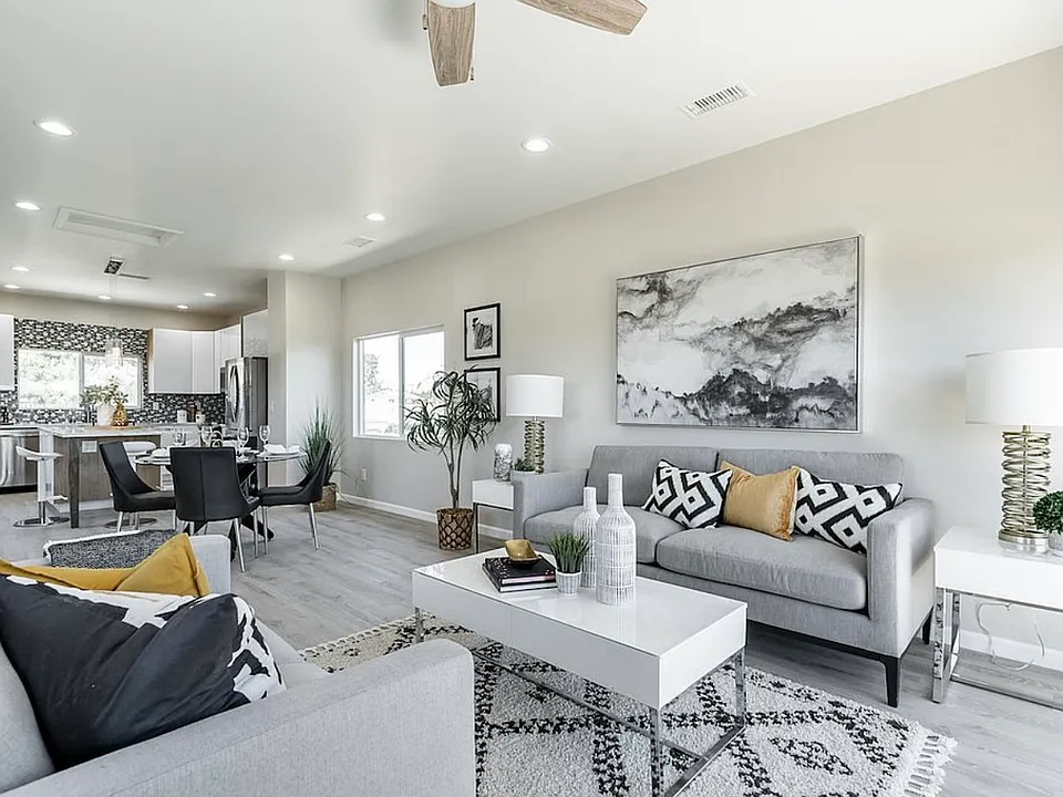 4447 Hedionda Ct