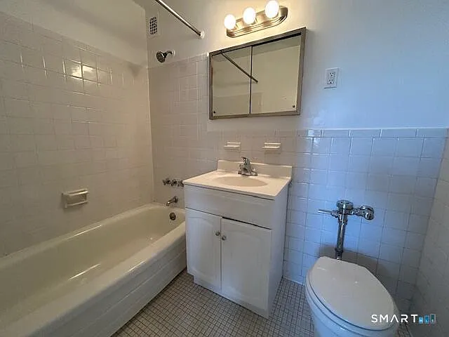 99 Prospect St #6L — Photo 9
