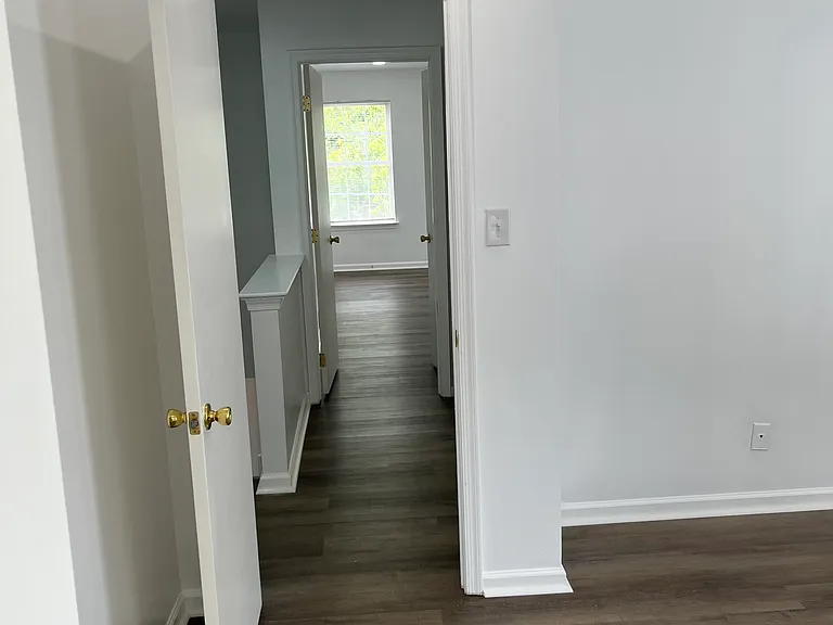 102 Gateway Dr — Photo 19