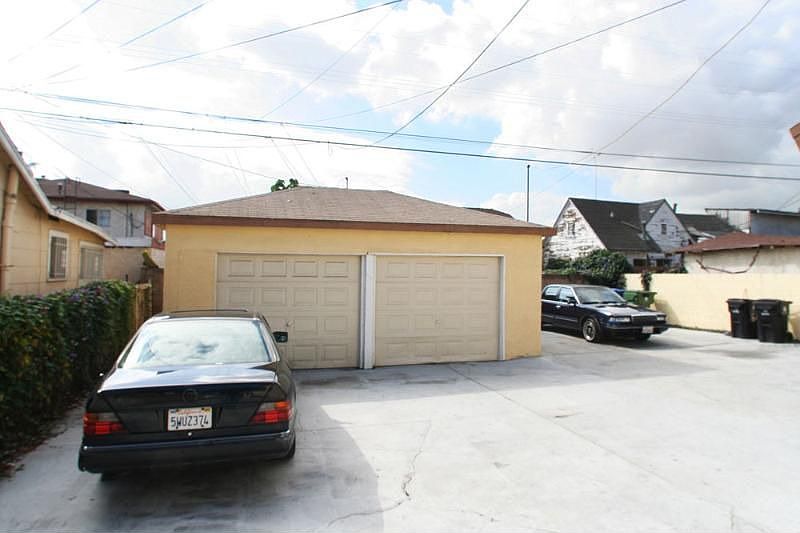 1st image of 1624 W 84th Pl