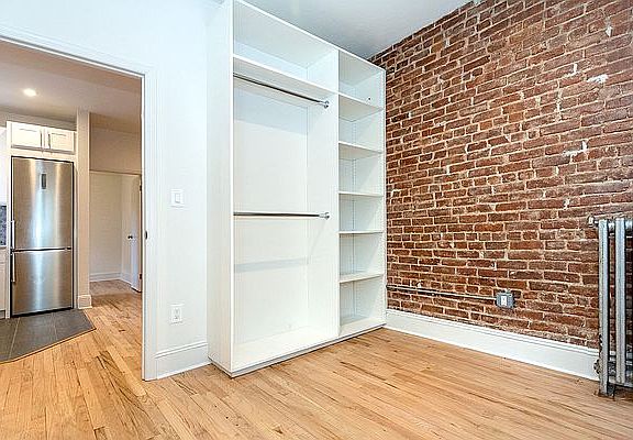 2nd image of 332 E 18th St APT 3