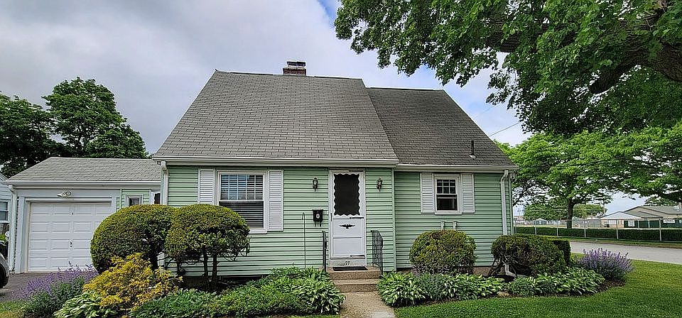 1st image of 77 Westcott Ave