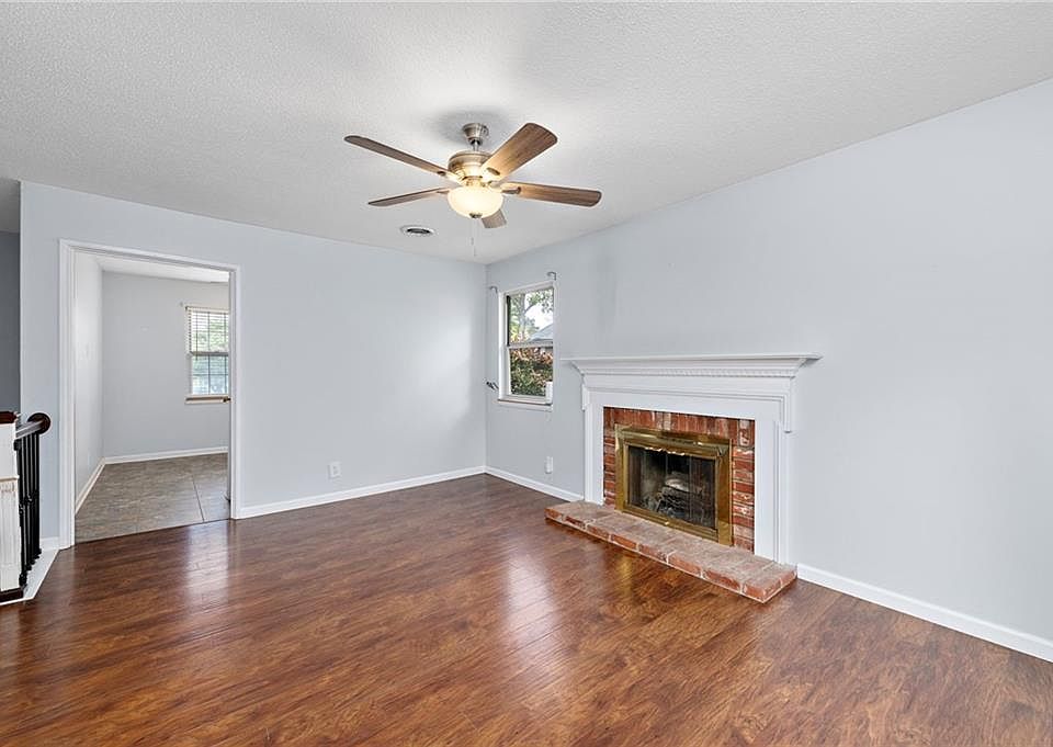 8604 Greenbrier Dr, Overland Park, KS 66212 Zillow