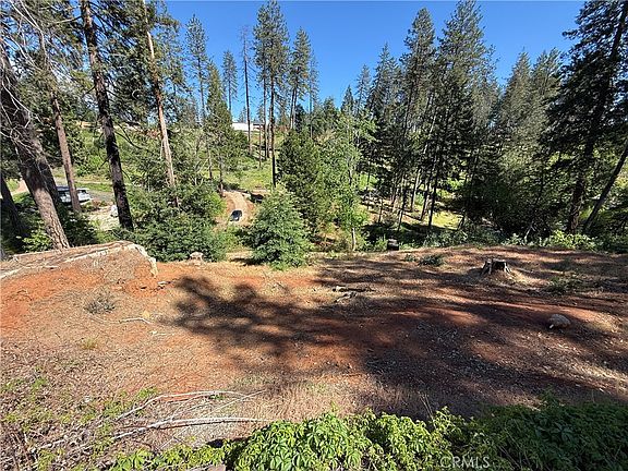3rd image of 5976 Fickett Ln
