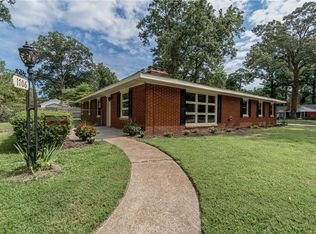 1706 While Ln, Norfolk, VA 23518