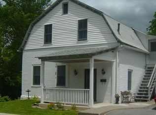 122 2nd St, Athens, NY 12015