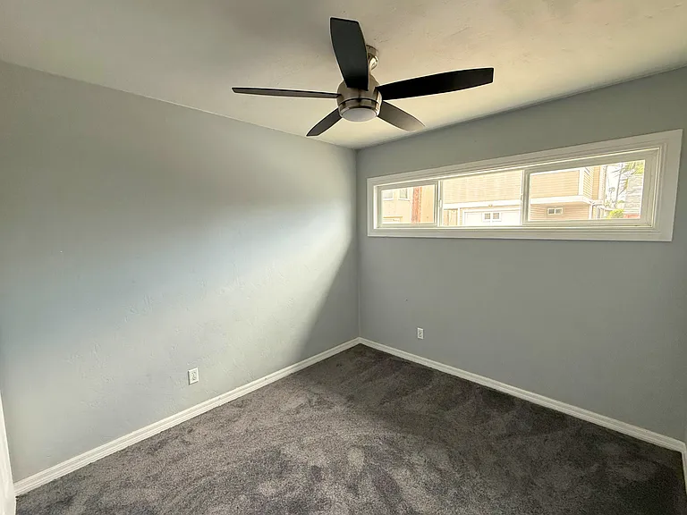 4623-25 Mississippi St #4625 — Photo 15