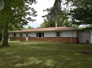 13 Oakwood Dr, Pontiac, IL 61764