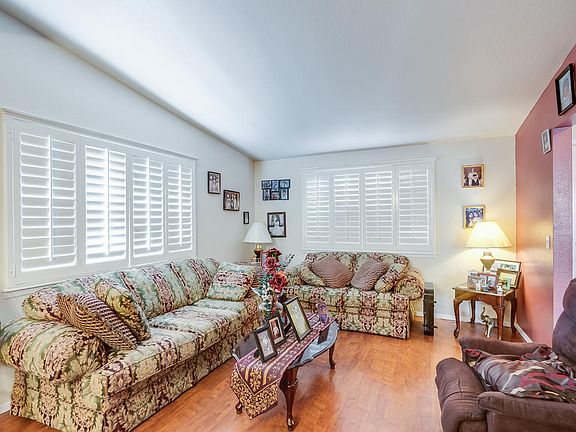 4th image of 6416 Regal Ln