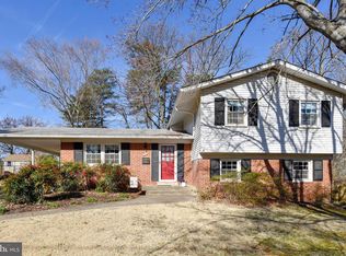 6008 Jennings Ln, Springfield, VA 22150