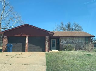 818 Sooner Ct, Guthrie, OK 73044