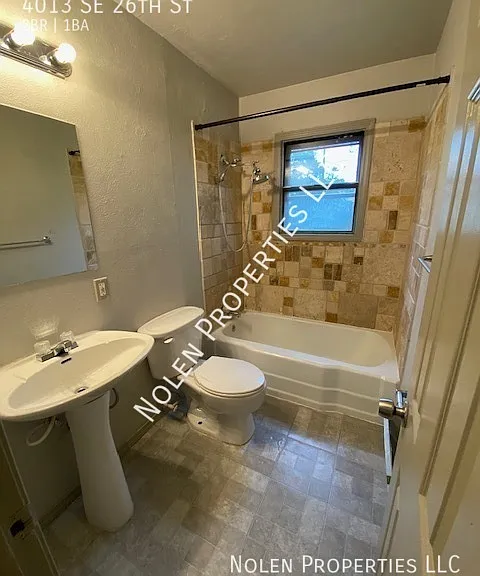4013 SE 26th St — Photo 10