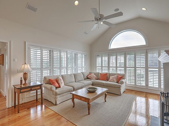 2nd image of 57 Morgans Cove Dr