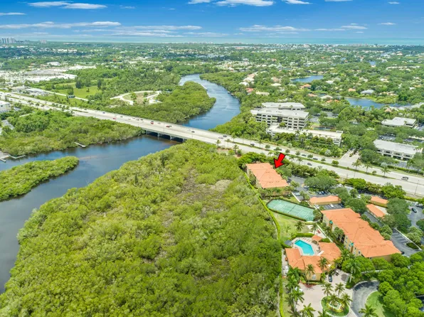 8635 River Homes Ln, Bonita Springs, FL