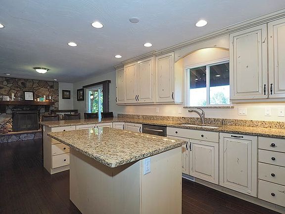Updated Kitchen!
