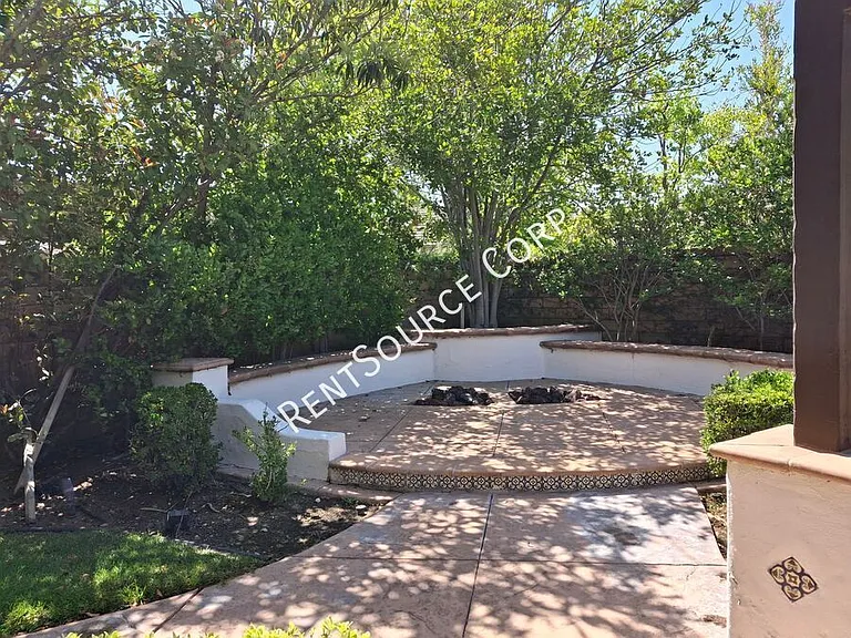 24310 Las Palmas St — Photo 19