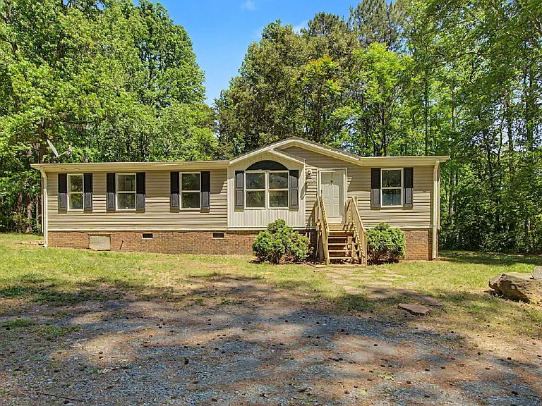 1083 Lily Pad Ln — Photo 1