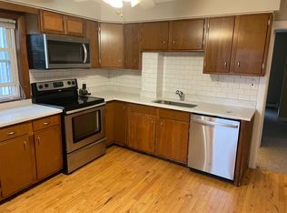18 Moore St FLOOR 2, Waltham, MA 02453