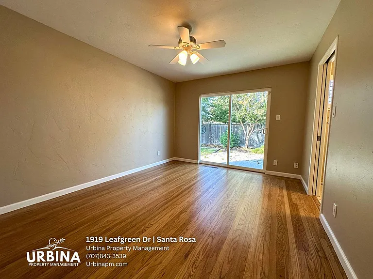 1919 Leafgreen Dr — Photo 16