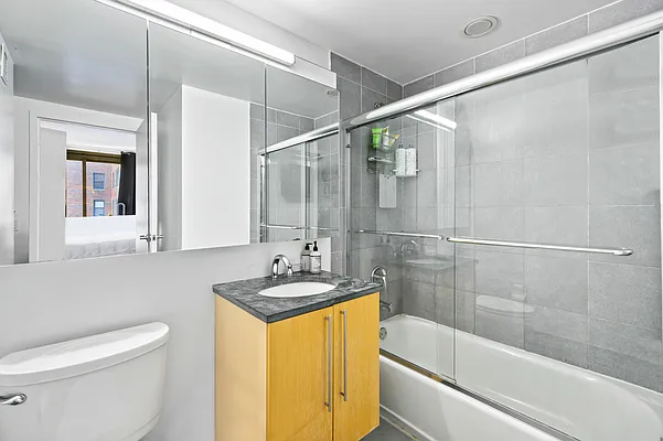 Rented by Compass | media 21