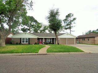 1911 Huntington St, Midland, TX 79705