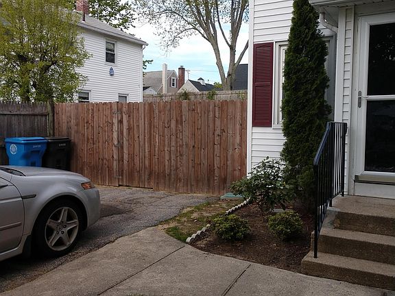 2nd image of 80 Loretta St #80