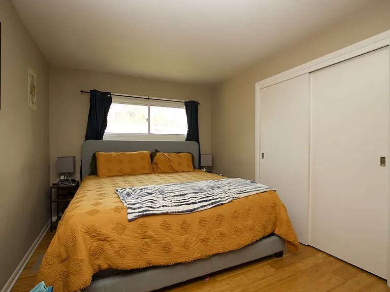 55 E Jeffery Ave #SFH — Photo 11