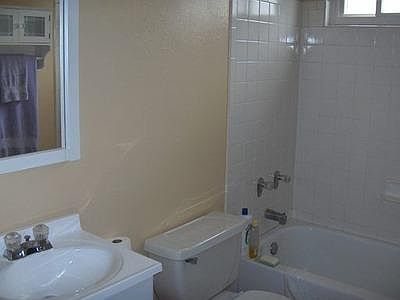 3rd image of 3719 Lovingood Dr