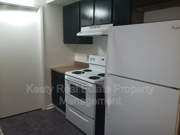 809-3 Fox Run Dr — Photo 9