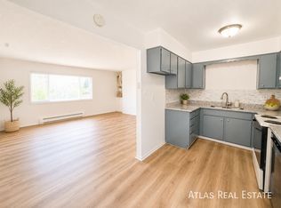303 University Dr APT 3, Colorado Springs, CO 80910