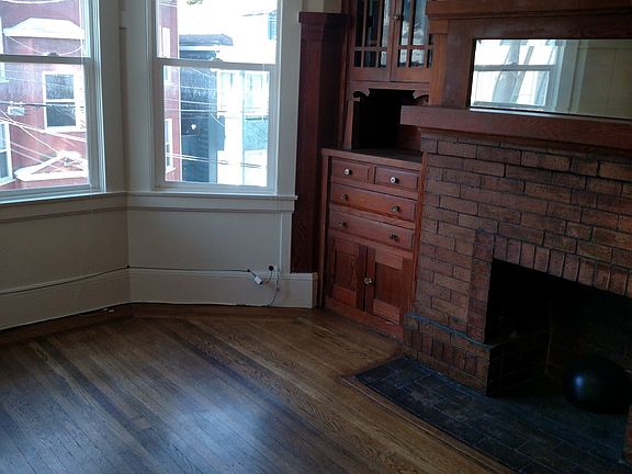 4th image of 173-175 Julian Ave #4