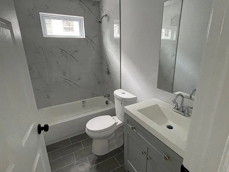 187 Montgomery Ave #2 — Photo 9