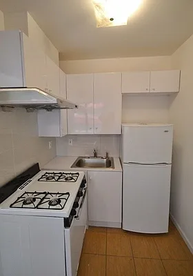 Rented by Bold New York | media 6