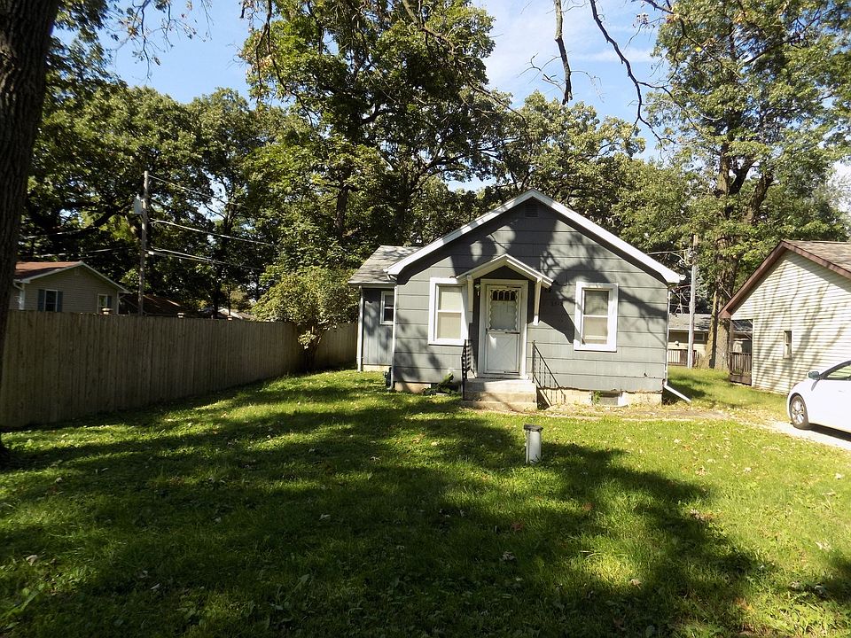 2nd image of 23126 W Hickory Ln