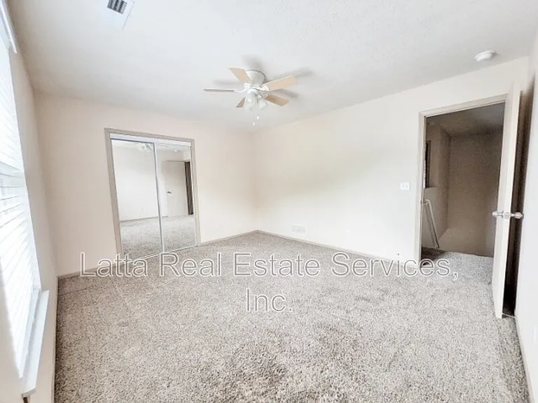 3215 SW Iron Creek Dr — Photo 9