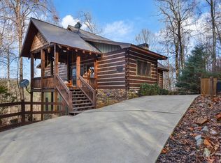 401 Dancing Leaves Trl, Blue Ridge, GA 30513