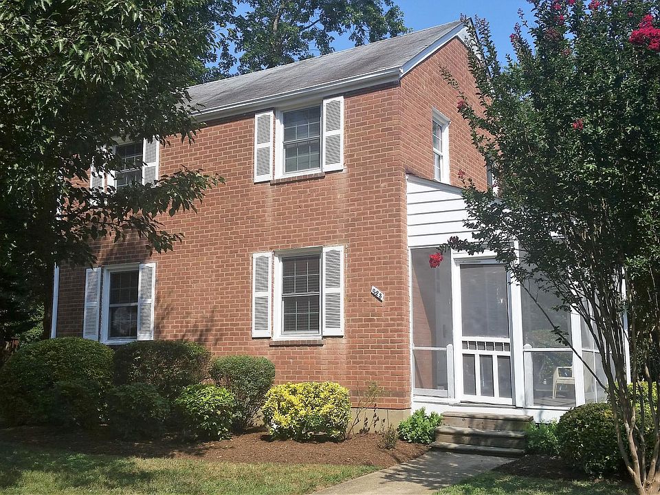 1st image of 223 N Greenbrier St