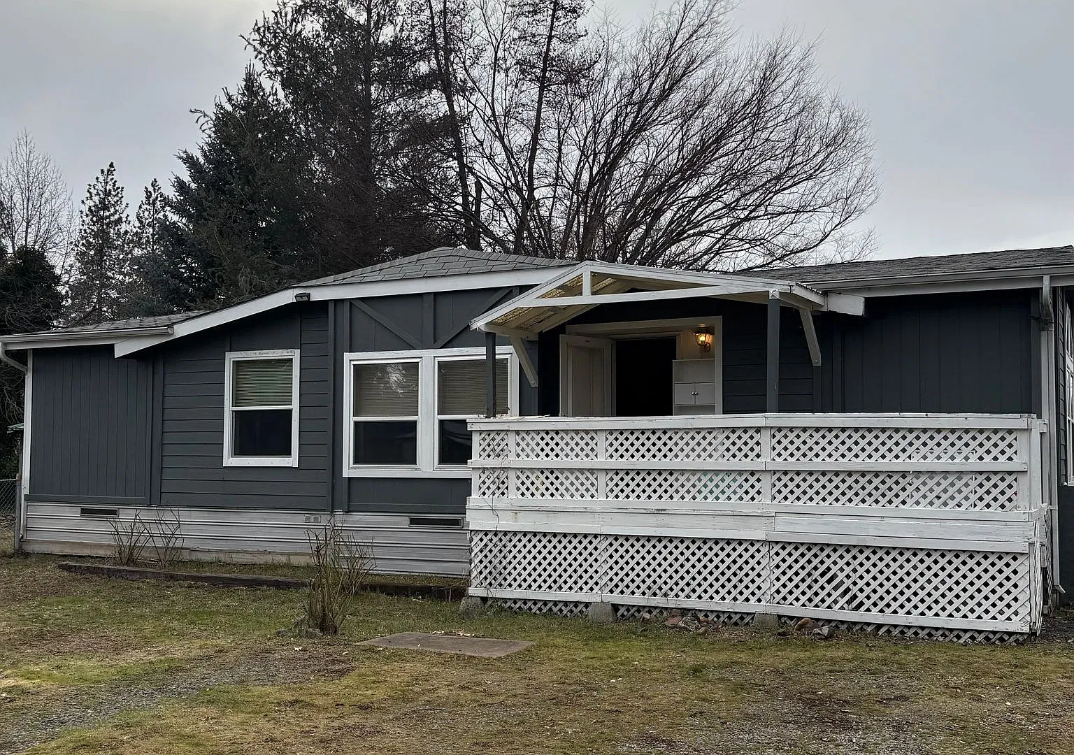 Spacious 3 Bedroom, 2 Bathroom Home with Covered Front Porch! — Photo 1