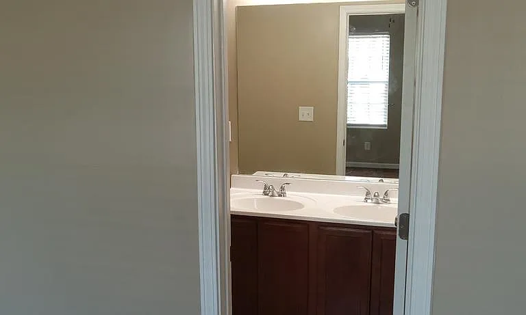 2630 Honeysuckle Dr — Photo 11