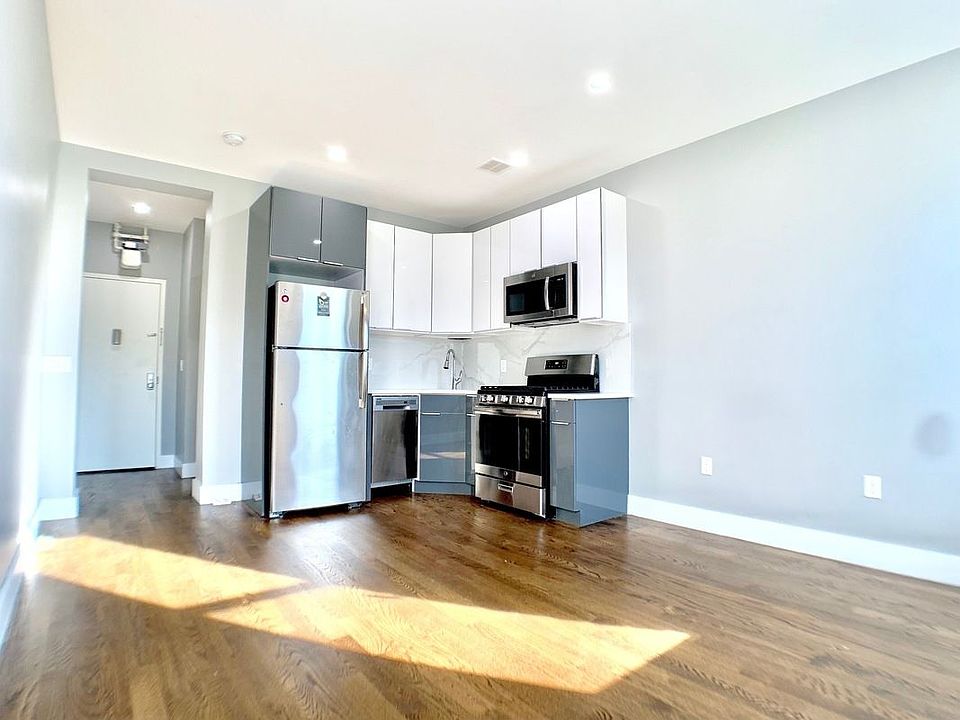 1st image of 48 Saint Nicholas Pl APT 41