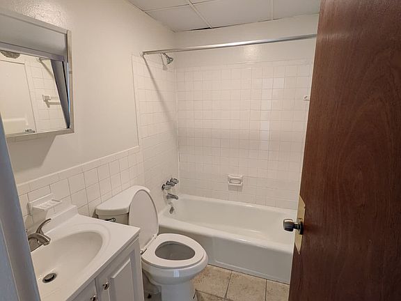 4th image of 1507 Central Ave #B7