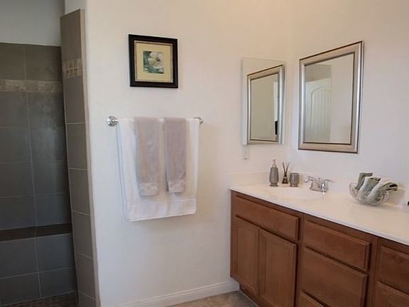 2nd image of 86211 Pinot Noir Ln