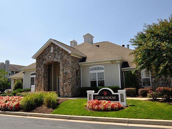 2nd image of 2800 Ashfield Dr #132049