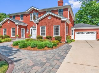 243 Exmoor Ave, Glen Ellyn, IL 60137