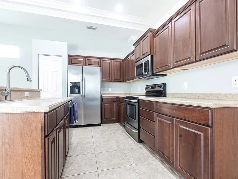6318 Golden Eye Gln — Photo 15