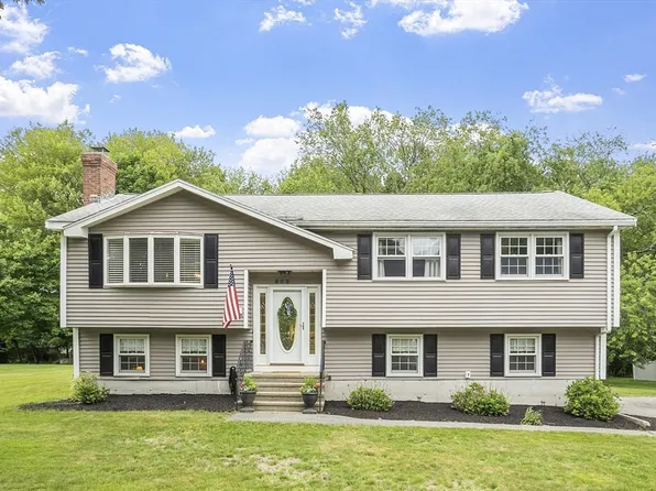 562 Salem St, North Andover, MA 01845