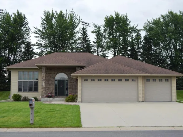610 2nd St NW, Plainview, MN 55964