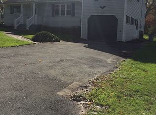113 Lynnwood Rd, Waverly, PA 18471