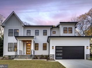 617 Truman Cir SW, Vienna, VA 22180