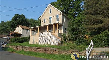 Great Honesdale Boro Home on 3/4+/-Acres!